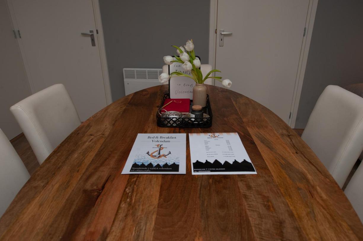 B En B Volendam Apartment Luaran gambar